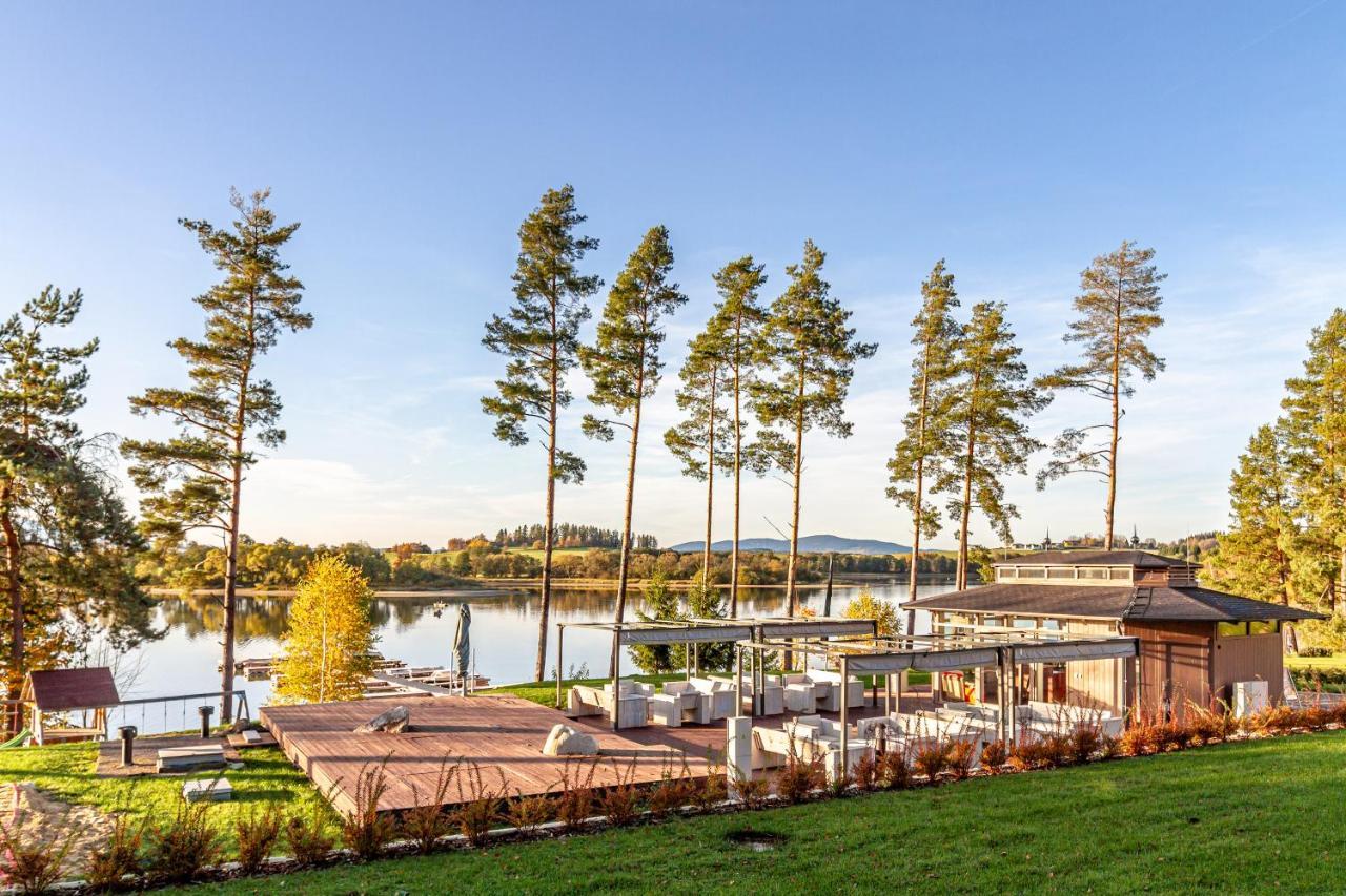 Lipno - Lakeside Village - Vetrnik Frymburk Ngoại thất bức ảnh