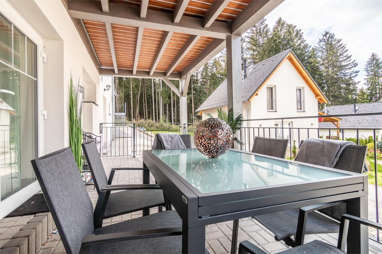 Lipno - Lakeside Village - Vetrnik Frymburk Ngoại thất bức ảnh